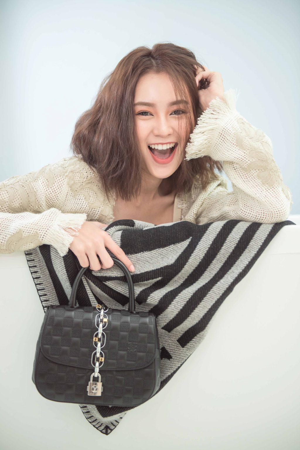 Ninh Dương Lan Ngọc ELLExLV