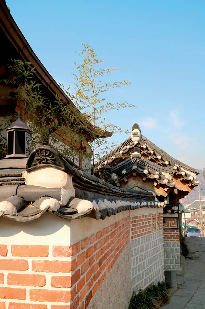 Du lich Han Quoc Thong dong o lang co Bukchon Hanok 7