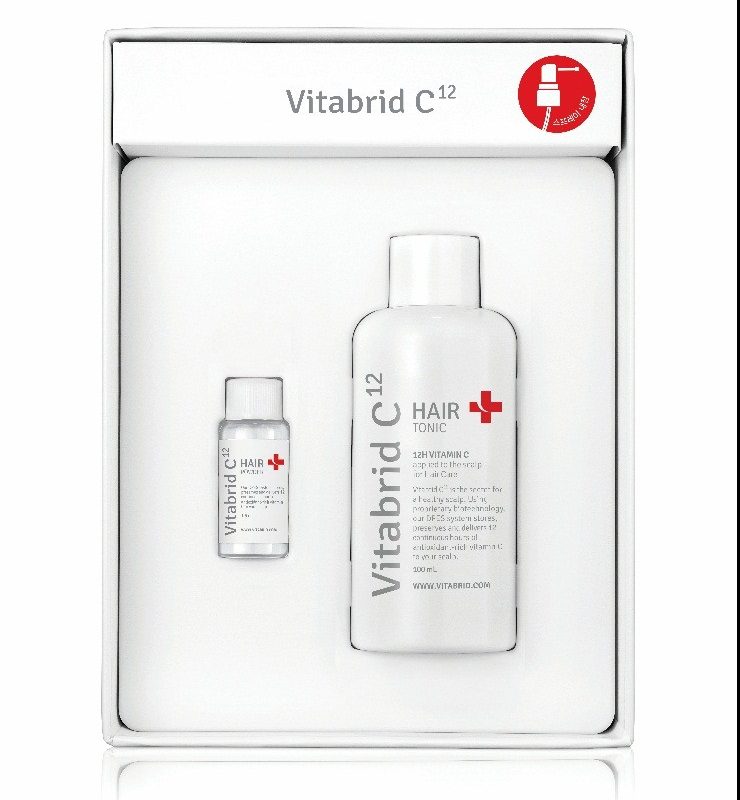 Bộ sản phẩm phục hồi tóc Vitabrid C12 Hair Tonic bao gồm Bột Vitamin C và Thuốc làm mọc tóc