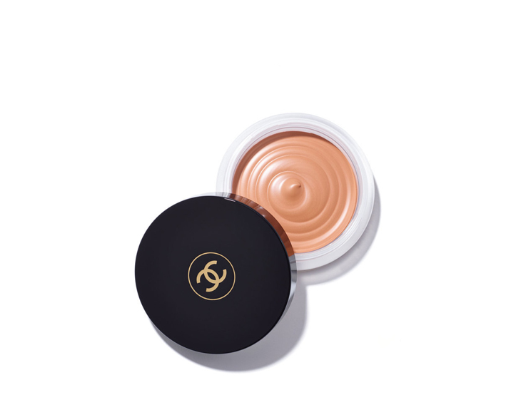 Những phấn tạo khối bronzer đẹp như nắng hôn lên da