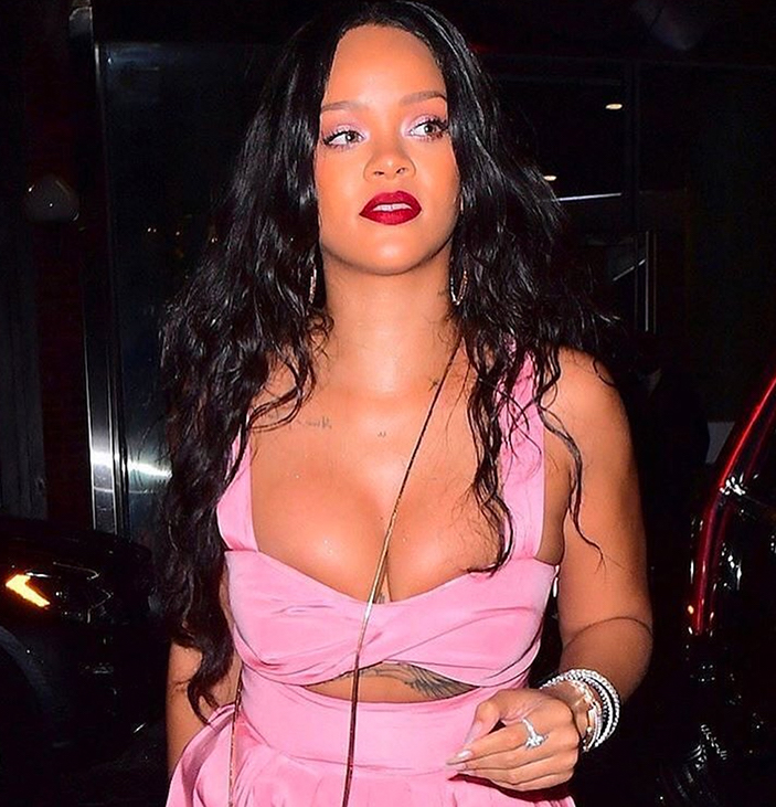 Phái đẹp đổ rạp trước foundation của Rihanna?
