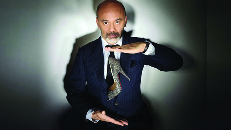 Khám phá tủ đồ của "ông hoàng giày đế đỏ" Christian Louboutin