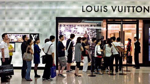 Tại sao thương hiệu nội y Victoria’s Secret chọn Thượng Hải là sàn diễn tiếp theo?