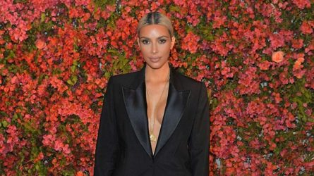 Nước hoa của Kim Kardashian kiếm hơn 10 triệu đô trong một ngày