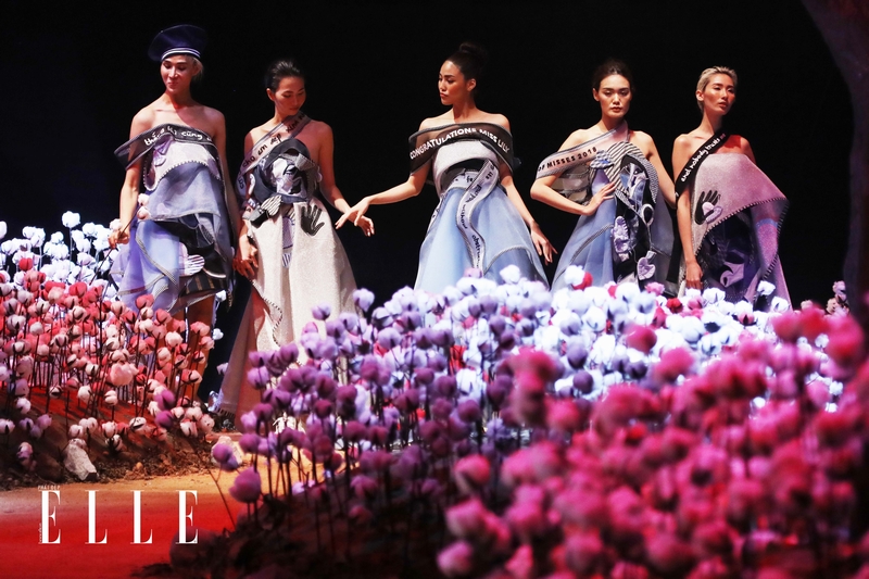 NTK Võ Công Khanh mang đến sự tươi vui với BST "Giấc mơ của Lily" tại ELLE Fashion Show