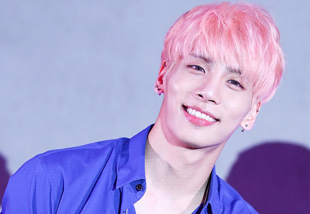 TaeYang thông báo về việc kết hôn, ca sĩ JongHyun đột ngột qua đời