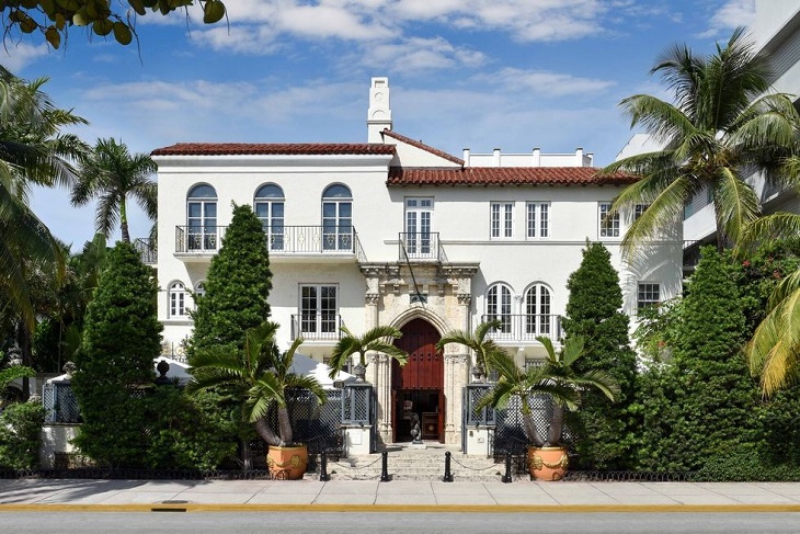 ELLE Việt Nam Dinh thự của thiên tài đoản mệnh Gianni Versace trở thành khách sạn cao cấp (3)