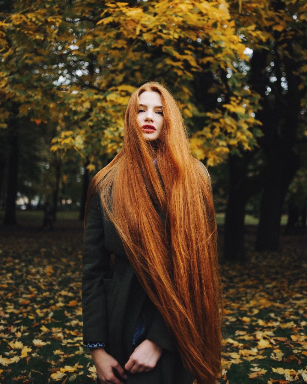 Cách làm tóc nhanh dài và dày của “công chúa tóc mây” Anastasiya Sidorova