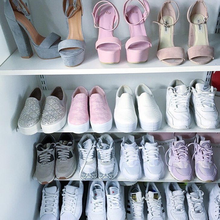 Những cô nàng sở hữu tủ giày sneaker trong mơ của mọi cô gái