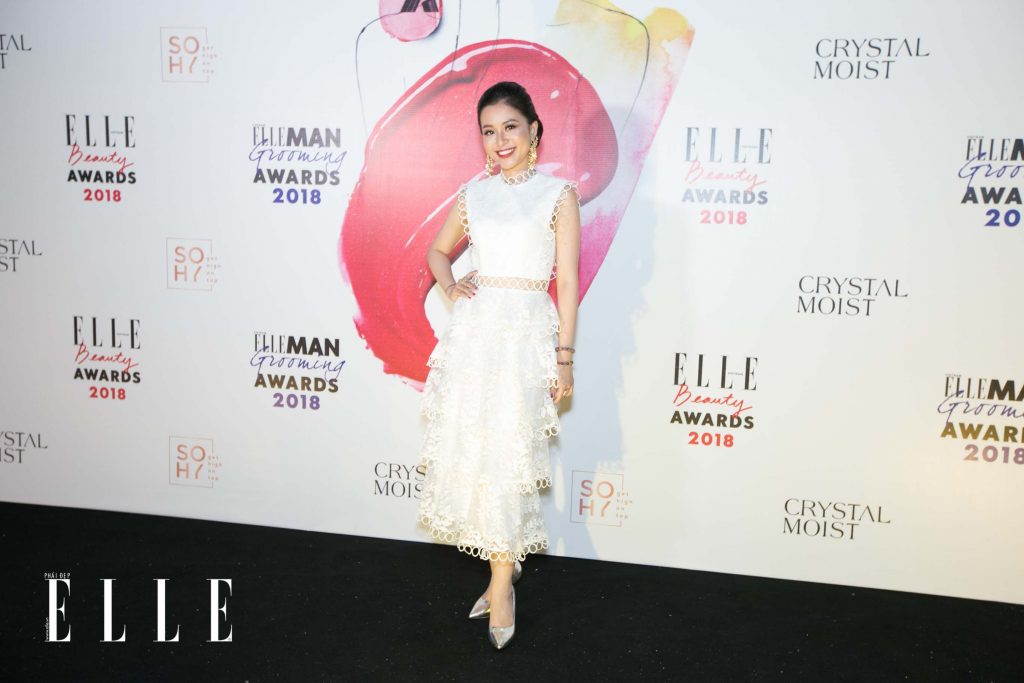 Elle Beauty Awards xu hướng làm đẹp nổi bật son đỏ 2