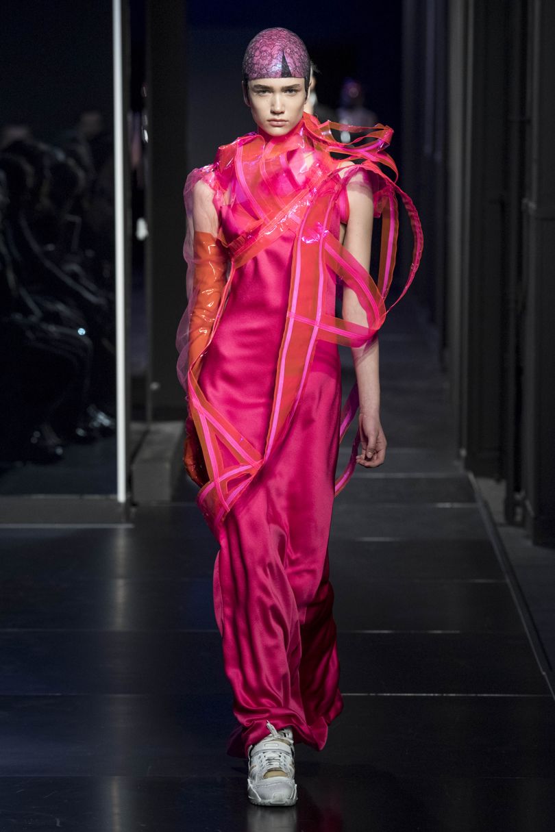 BST thời trang Maison Margiela Xuân 2018 Couture: Cảm hứng vị lai thống trị sàn diễn