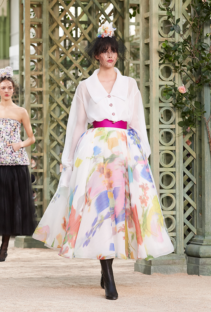 BST thời trang Chanel Xuân 2018 Couture: Mùa xuân của một triều đại mới 