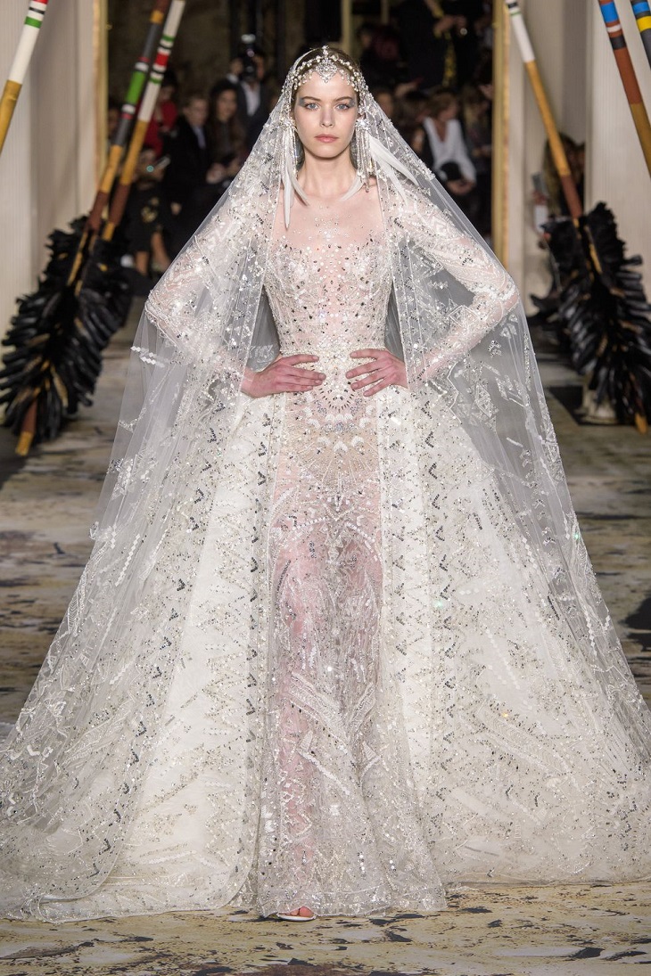 ELLE Việt Nam - Zuhair Murad có đúng khi quyết định dung hòa thời trang cao cấp và văn hóa cao bồi (5)