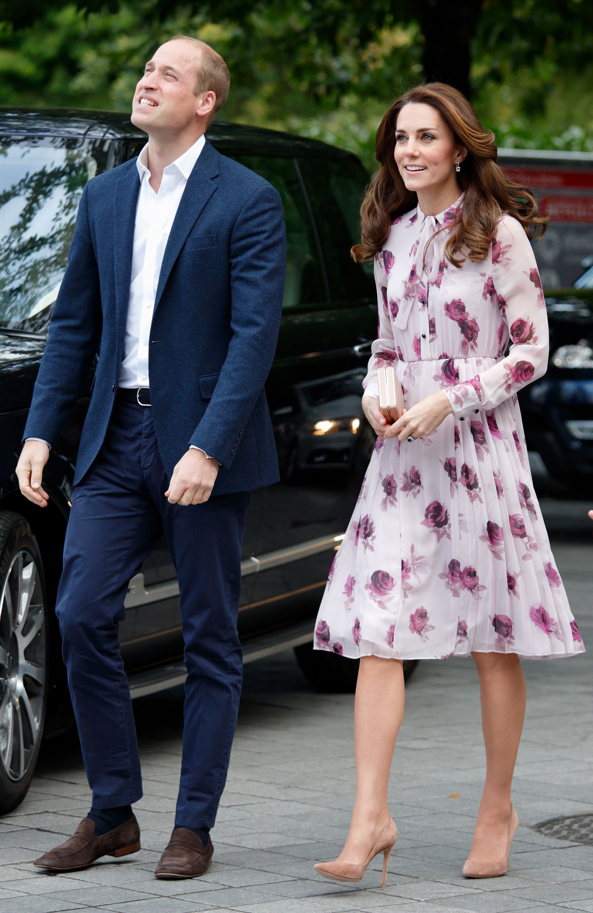 Chiêm ngưỡng 10 đôi giày Công nương Kate Middleton cưng chiều nhất