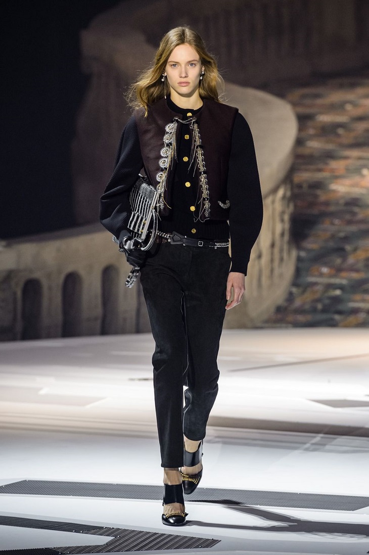 ELLE Việt Nam - Mãn nhãn với cảm hứng thời đại trong bộ sưu tập mùa thu Louis Vuitton 2018 (10)