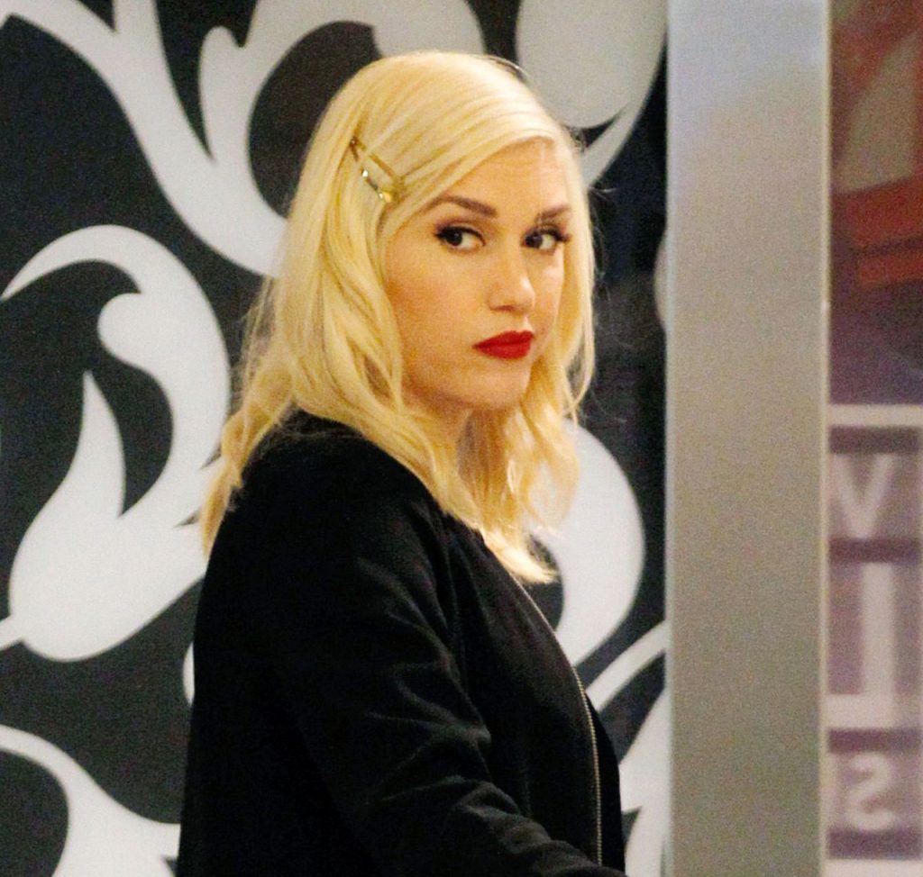 xu hướng làm đẹp kẹp tóc Gwen Stefani 8