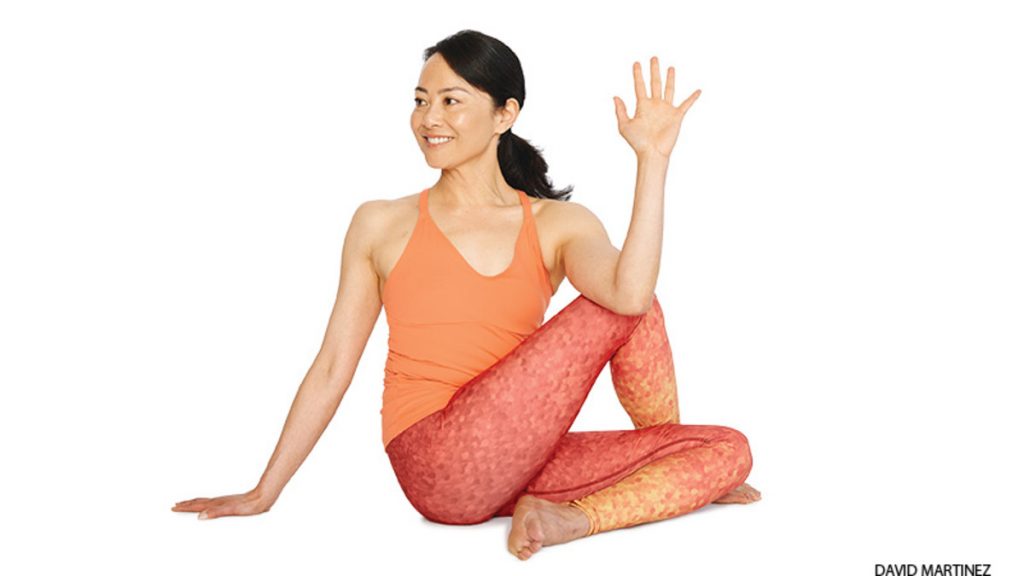 bài tập yoga trị đau mỏi vai gáy 7