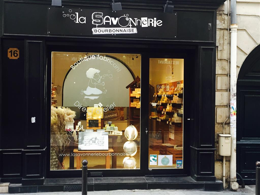 Du lịch Paris mua mỹ phẩm La Savonnerie Bourbonnaise: