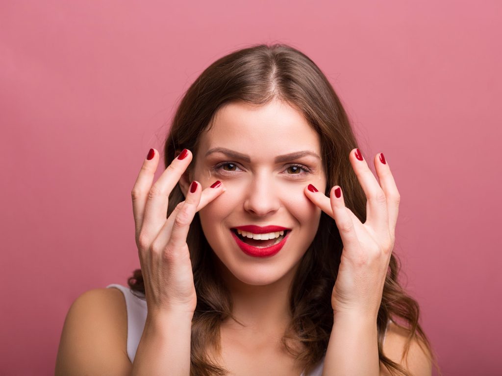 4 bí quyết chăm sóc da mặt đang gây tranh cãi trong giới làm đẹp