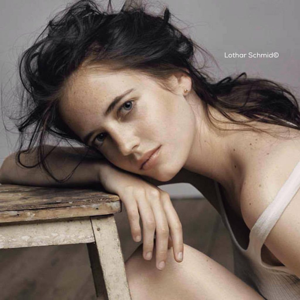 Eva Green phong cách trang điểm quyến rũ 7