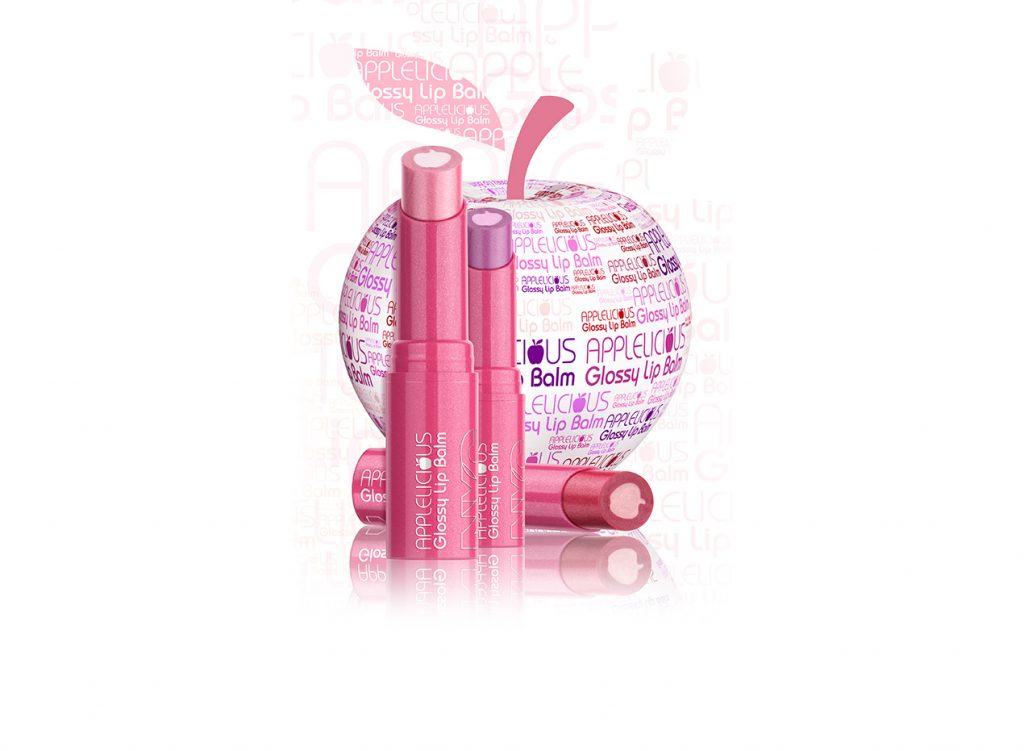 son dưỡng môi có màu NYC New York Color Applelicious Glossy Lip Balm 8