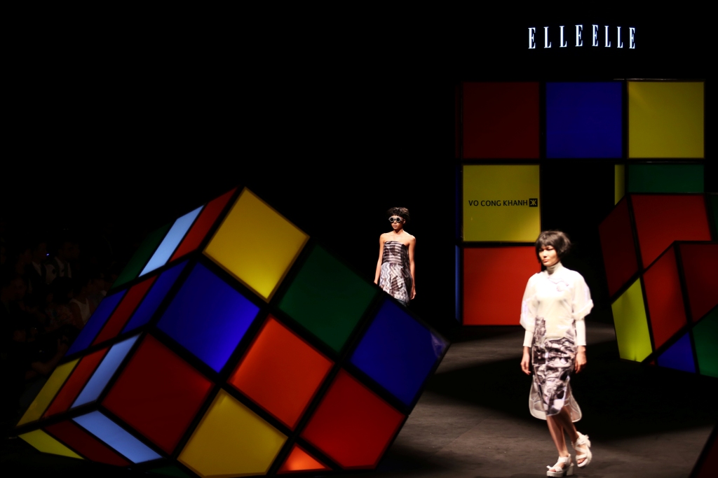 ellevn bo suu tap vo cong khanh
