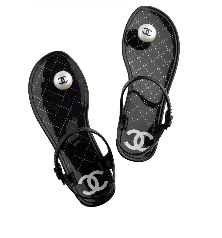thoi trang giay dep jelly shoes chanel