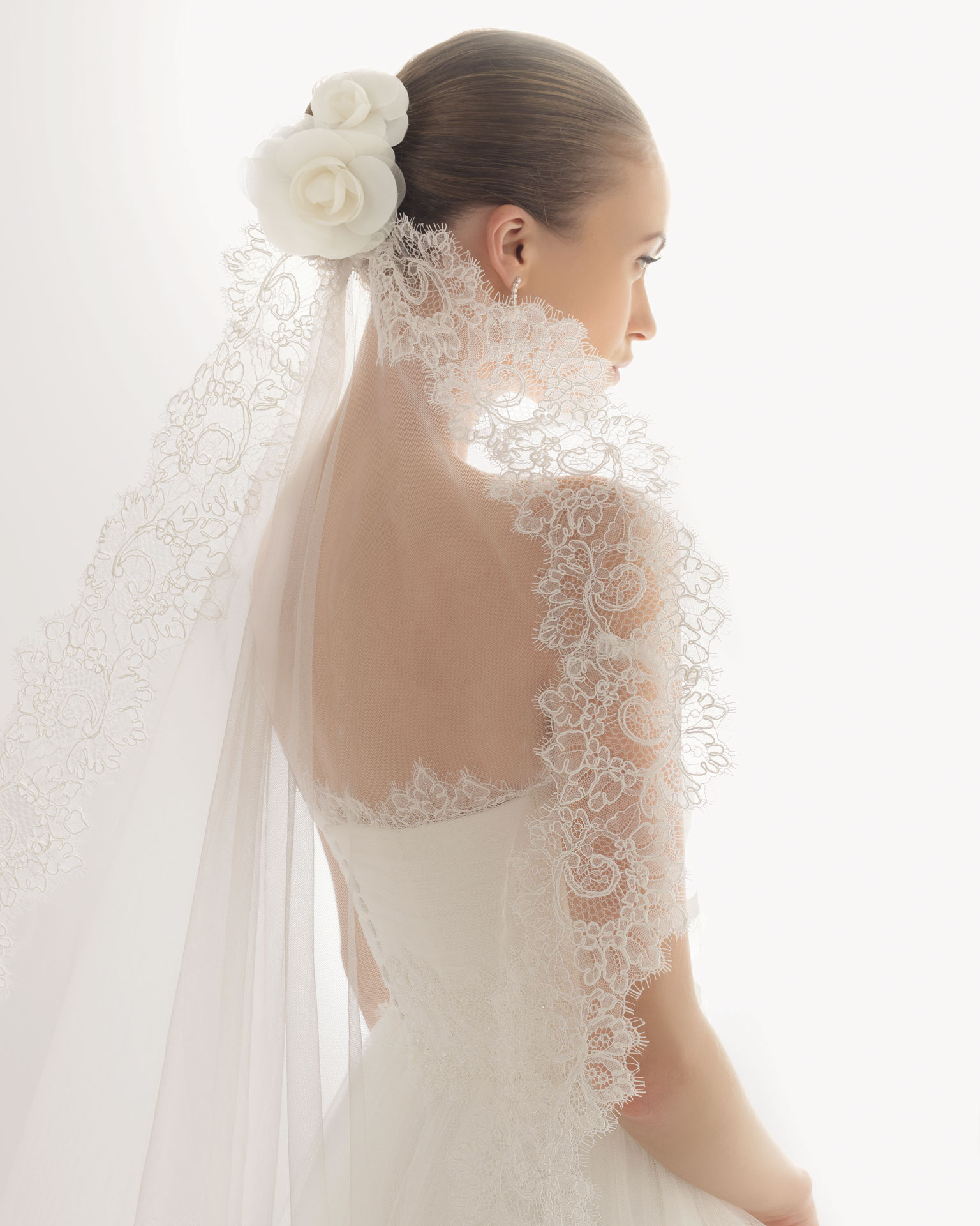 Rosa clara bridal gowns jonico veil