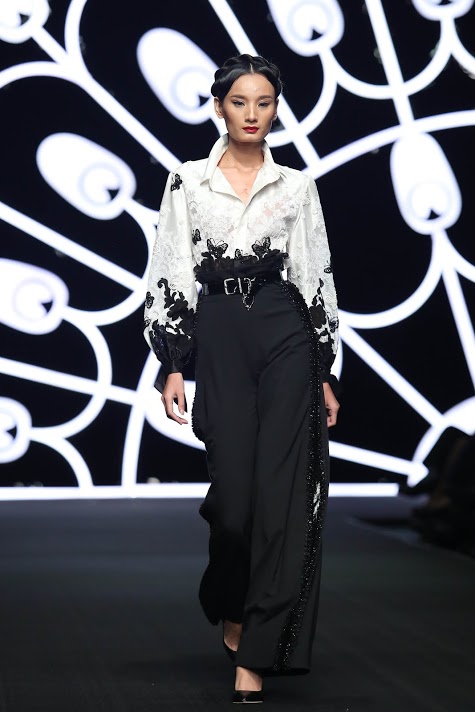 BST Haute Couture Thu-Đông 2015-16 của NTK Alexis Mabille 13