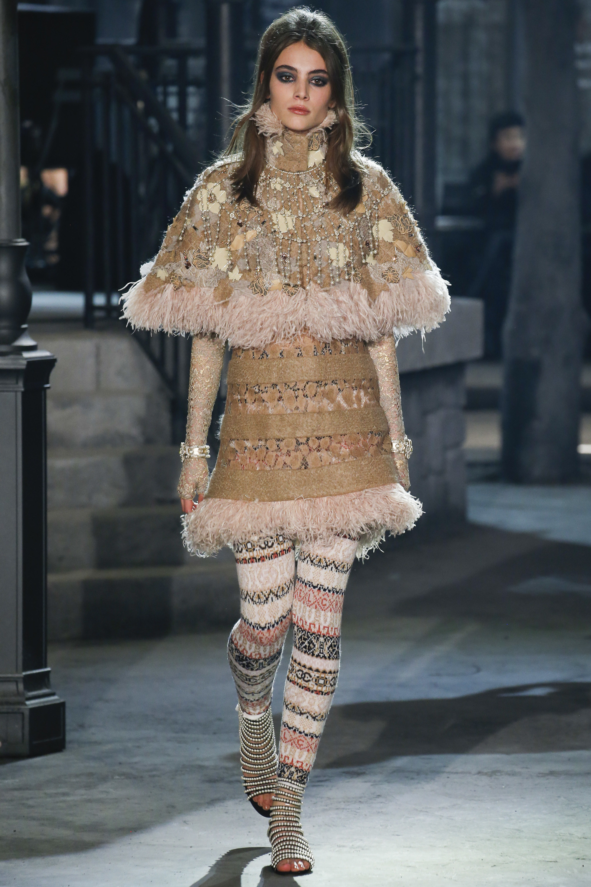 Chanel trình diễn BST Pre-Fall 2016 tại Rome 14
