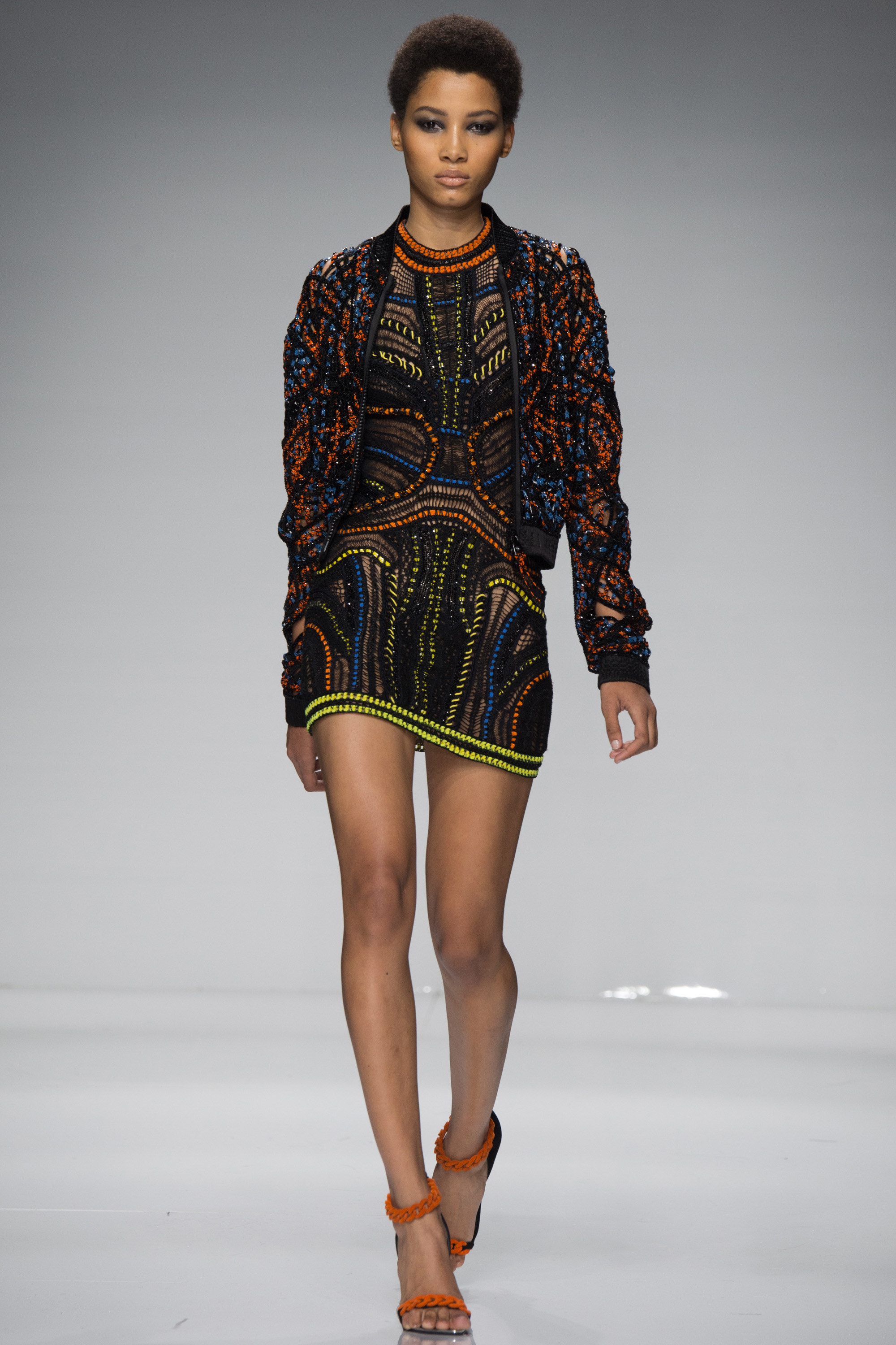 Một số mẫu thiết kế của Versace tại Haute Couture 2016