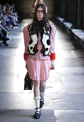 Bộ sưu tập thời trang Gucci Cruise 2017 16