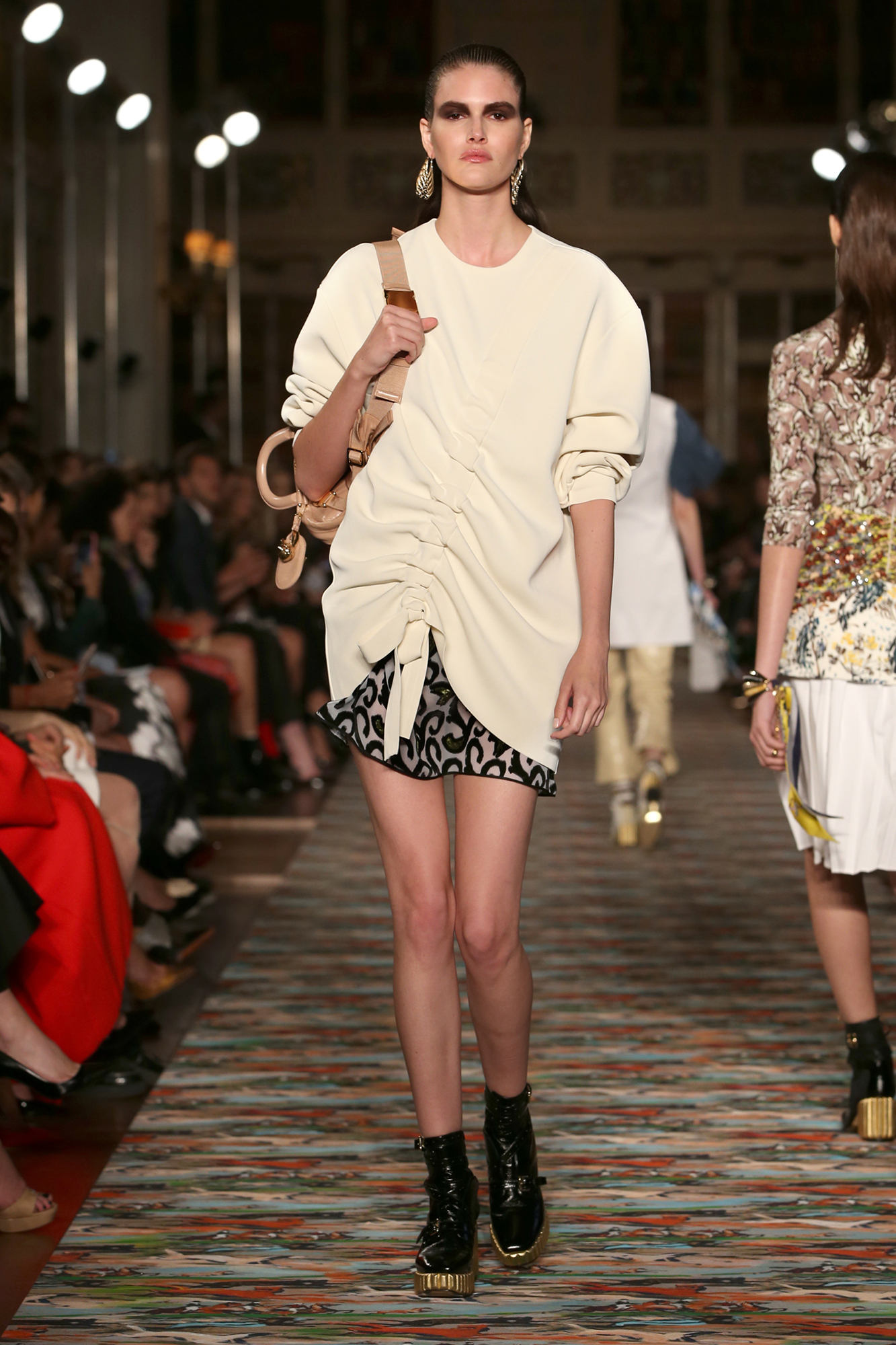 Bộ sưu tập thời trang Dior Cruise 2017 5
