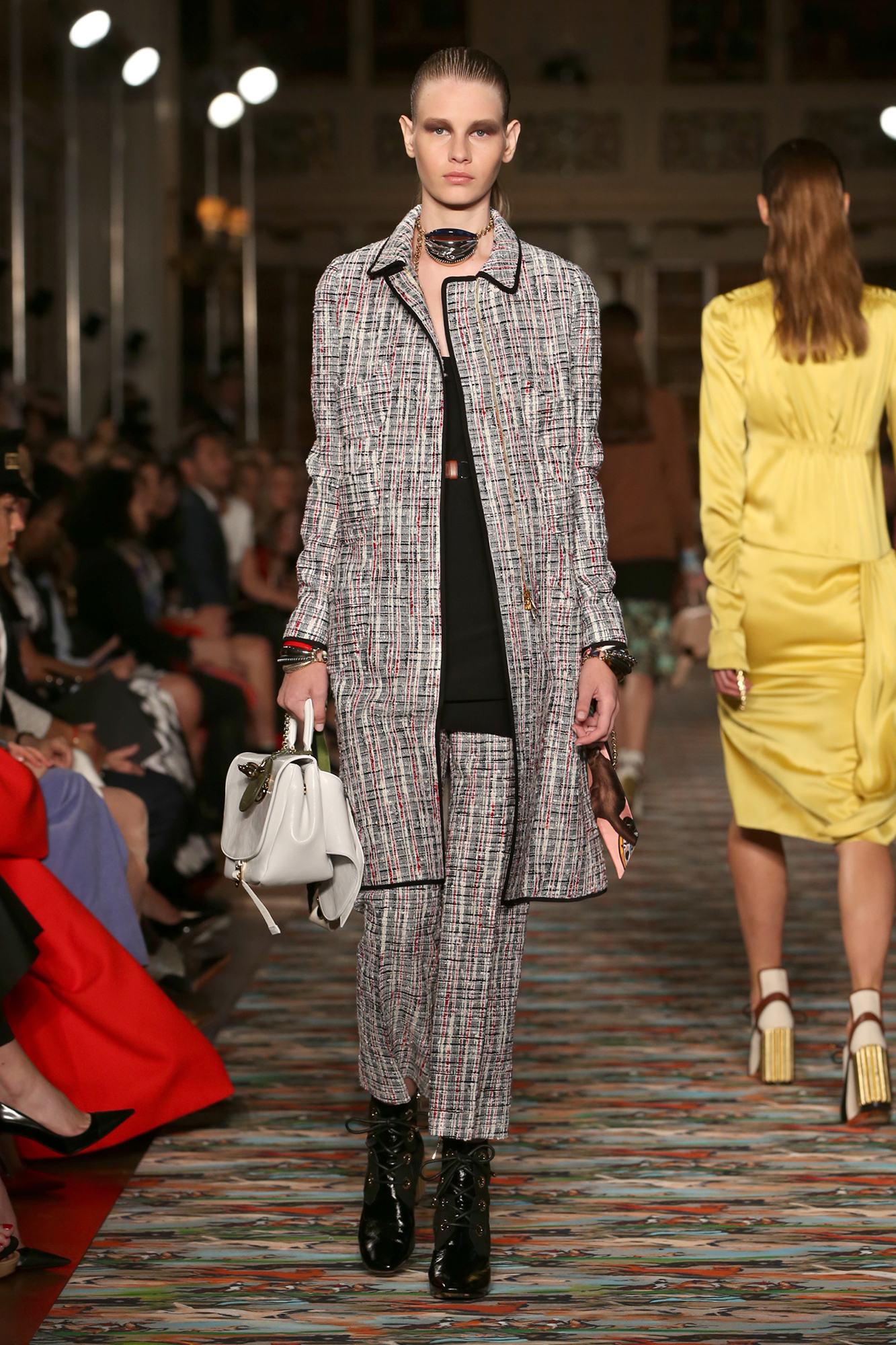 Bộ sưu tập thời trang Dior Cruise 2017 20