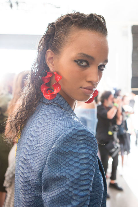 Xu hướng tóc mùa lễ hội lấy cảm hứng từ NYFW 2016 ELLE VN