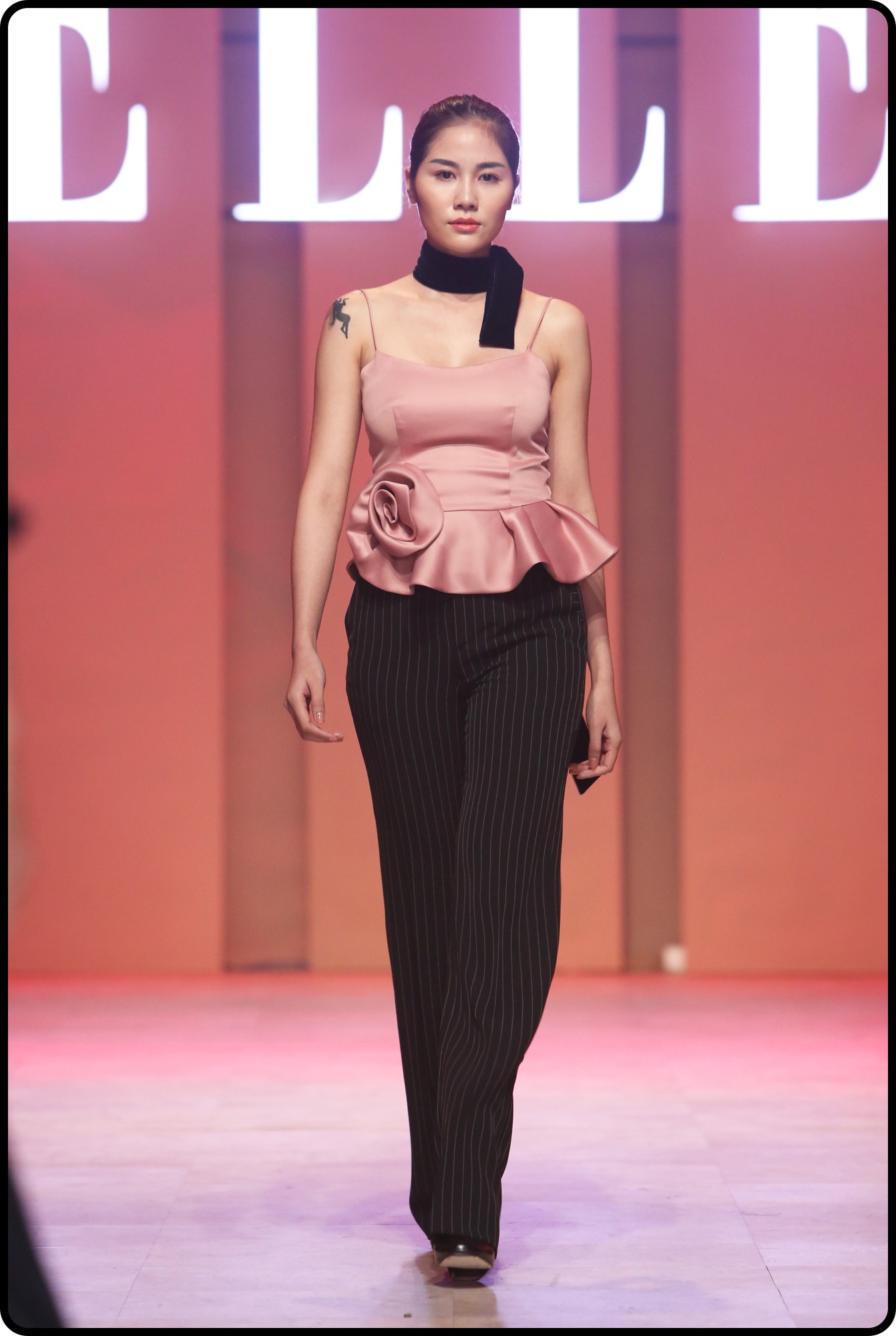 BST của NTK Quynh Giao tại ELLE Fashion Journey 2016