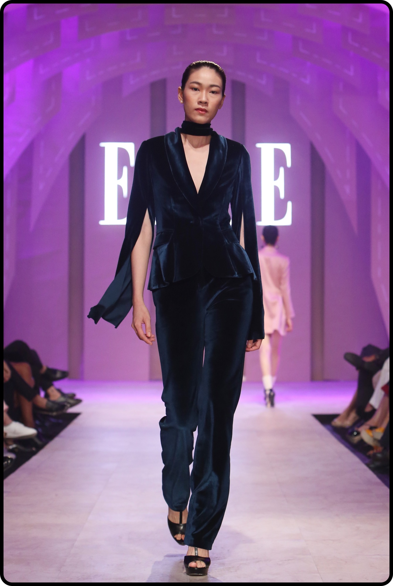 BST của NTK Quynh Giao tại ELLE Fashion Journey 2016