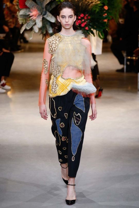 Những BST nổi bật tại tuần lễ Haute Couture Xuân-Hè 2017 - ELLE VN