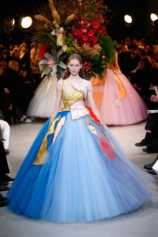 Những BST nổi bật tại tuần lễ Haute Couture Xuân-Hè 2017 - ELLE VN