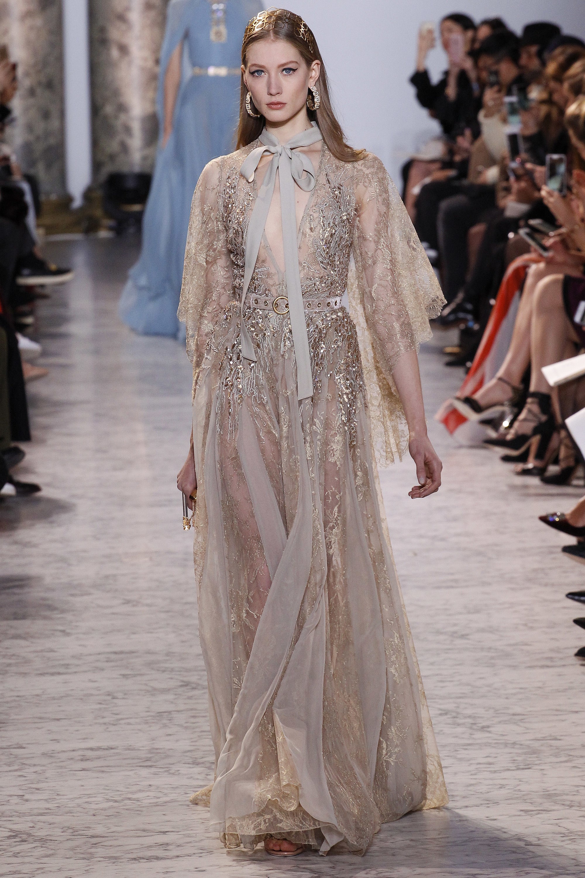 Những BST nổi bật tại tuần lễ Haute Couture Xuân-Hè 2017 - ELLE VN