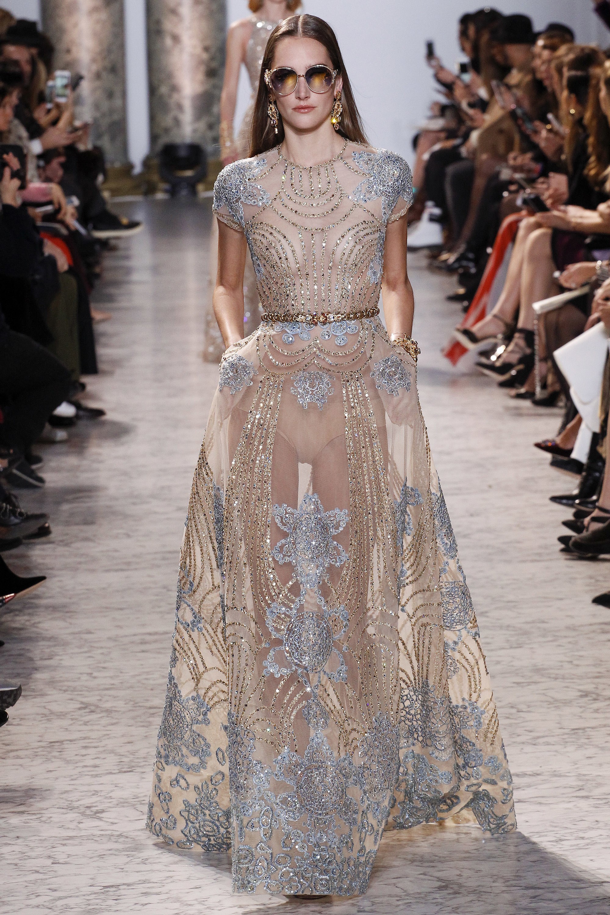 Những BST nổi bật tại tuần lễ Haute Couture Xuân-Hè 2017 - ELLE VN