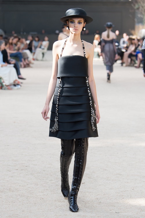 Chanel Couture Thu 2017_ELLEVN