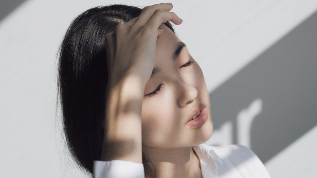 Phụ nữ tuổi 30, bạn có hạnh phúc không? | ELLE Việt Nam