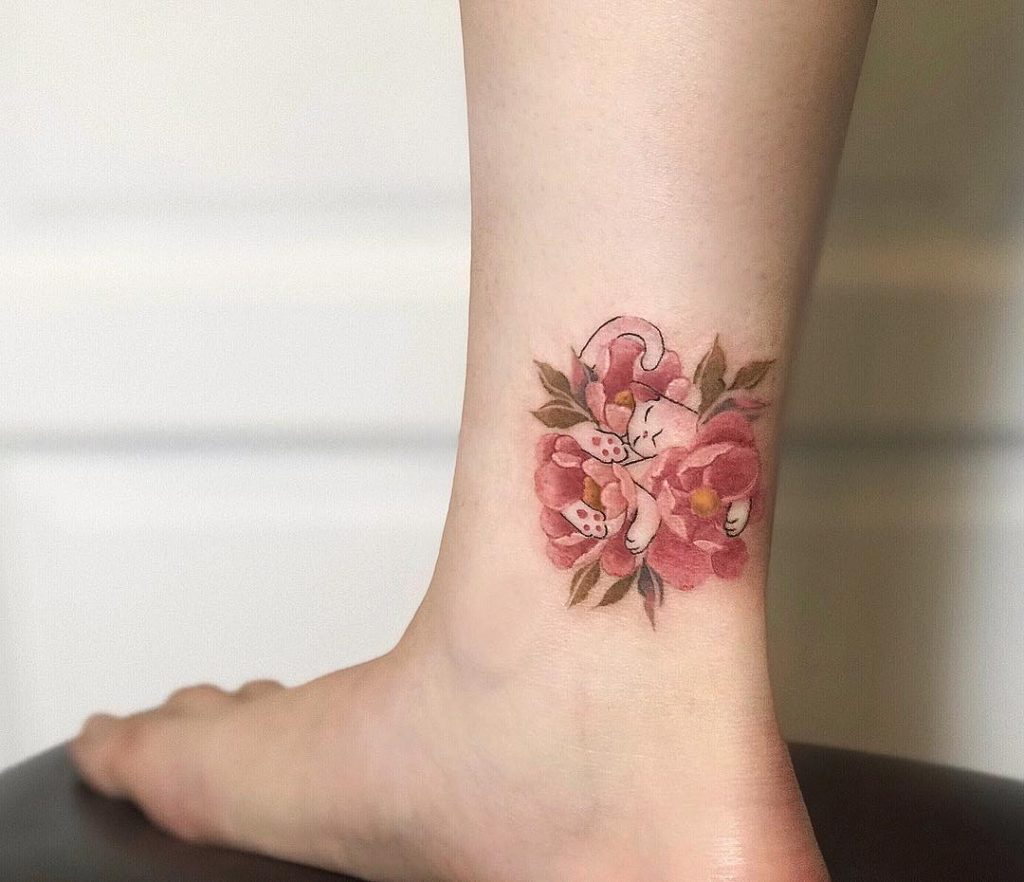 hình xăm cổ chân