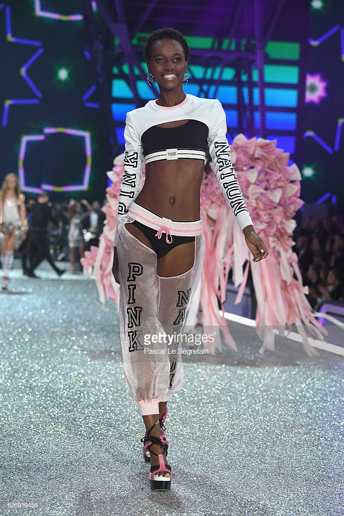 người mẫu victoria's secret show6