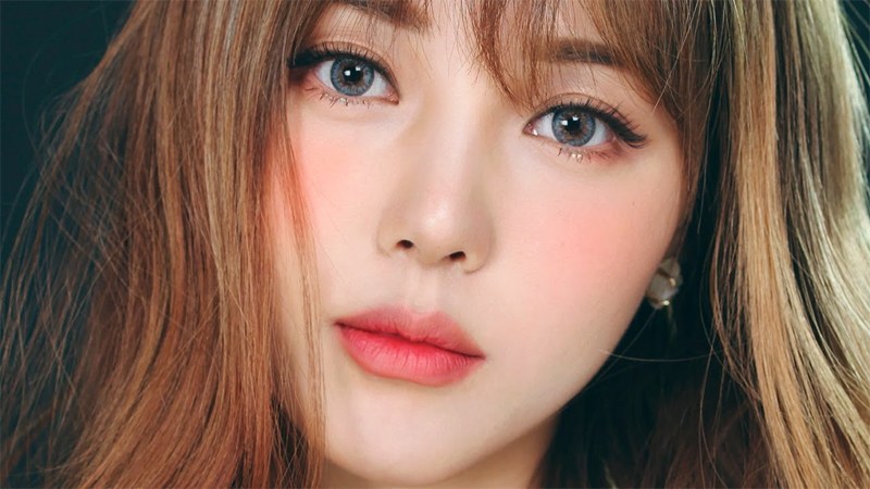 02 vẽ eyeliner