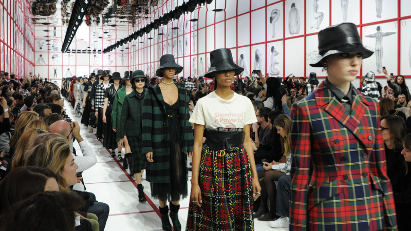 elle-viet-nam-bst-dior-fall-2019-thumb
