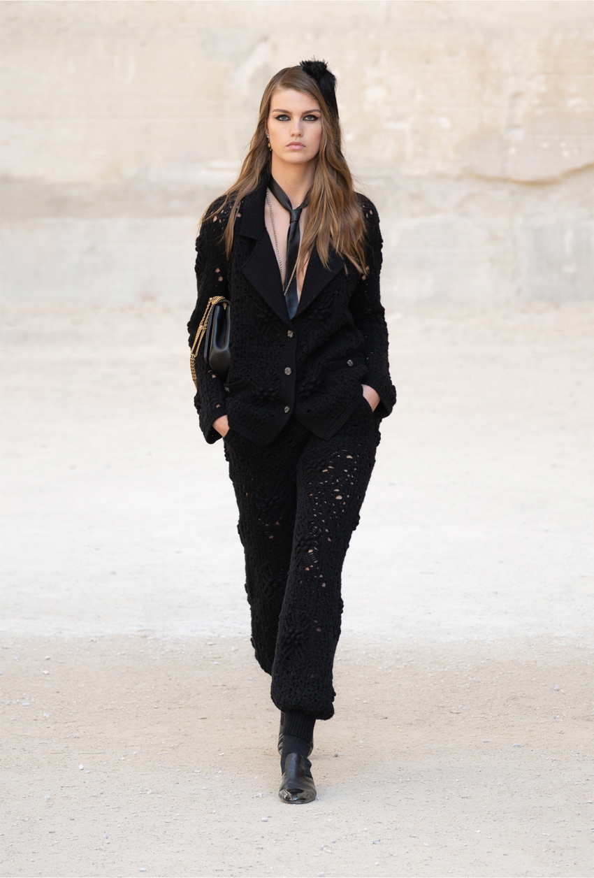 chanel cruise 2021/22 look 29