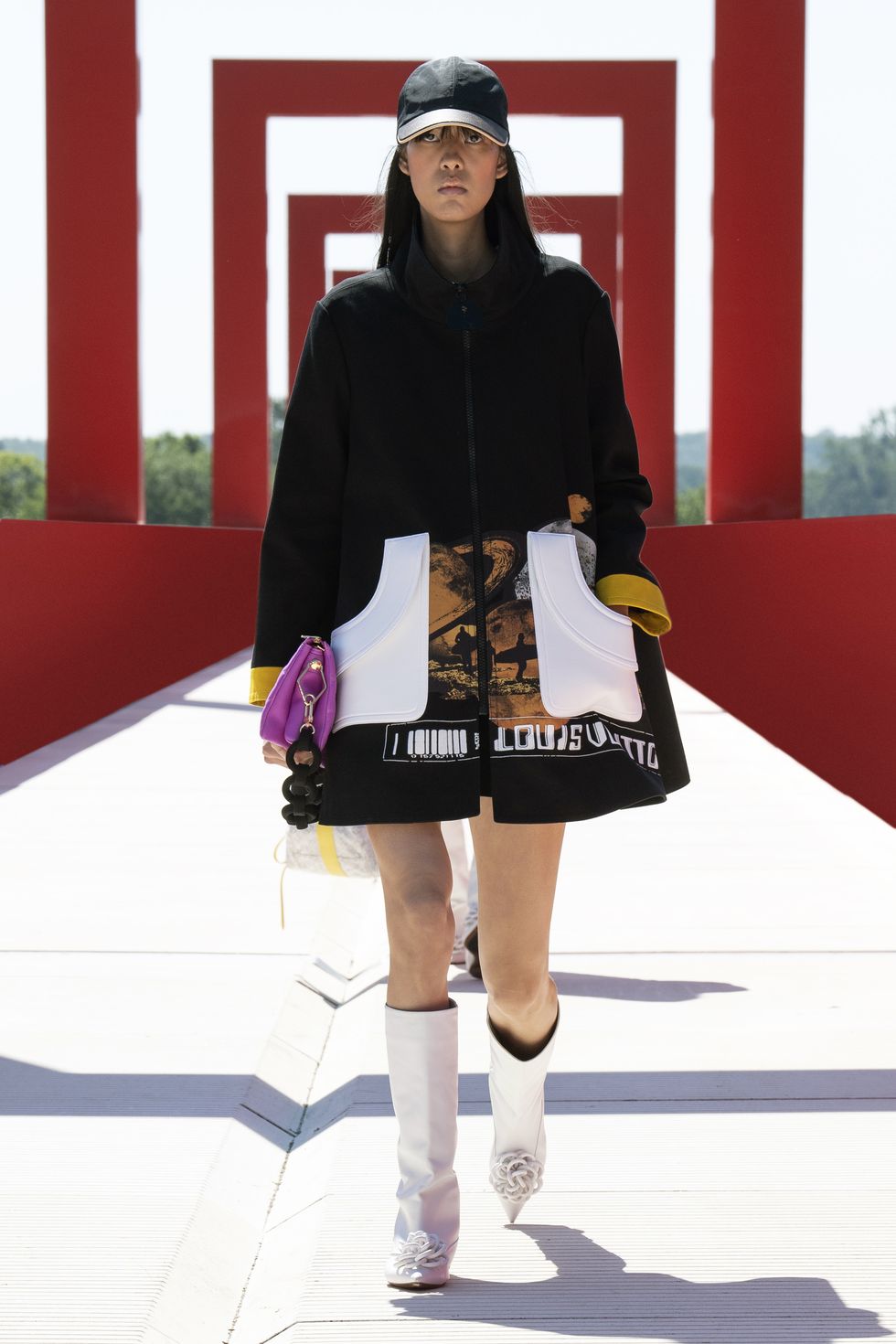LV Cruise 22 Look 6