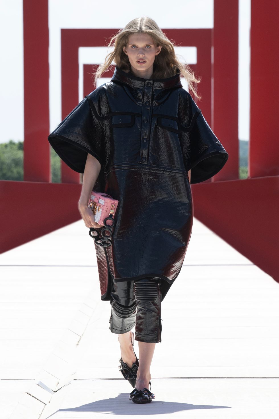 Louis Vuitton Cruise 2022 - look 2